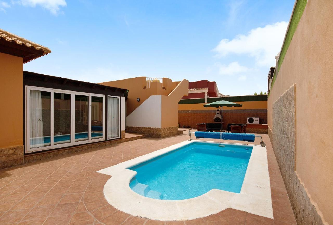 Villa Contenta Коральео Экстерьер фото